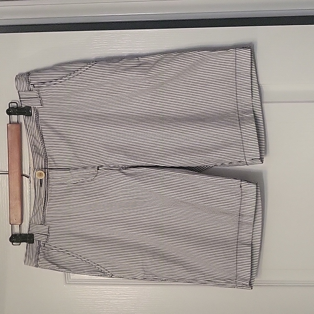 Pinstripe Merona Women's Seer Sucker Shorts - NWOTs - size 12 - K